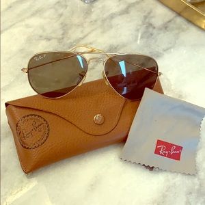 Green/Gold Ray-Ban Polarized Aviator Classic